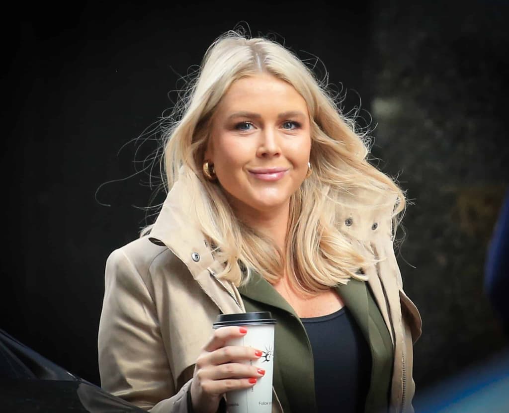 How late will Leavitt be to the next press briefing?